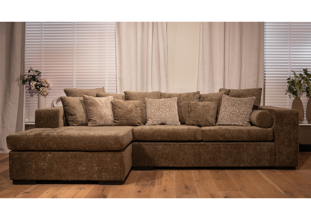 bodhi-bank-urbansofa-casia-manhatten-savanna-vele-stoffen-7