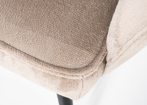 Dana fauteuil op pootjes in vele kleuren stof en microleder 5