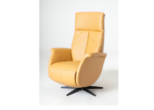 Feelz relaxfauteuil R03-A03 leverbaar in stof of leder in 5 maten - schuin-draai