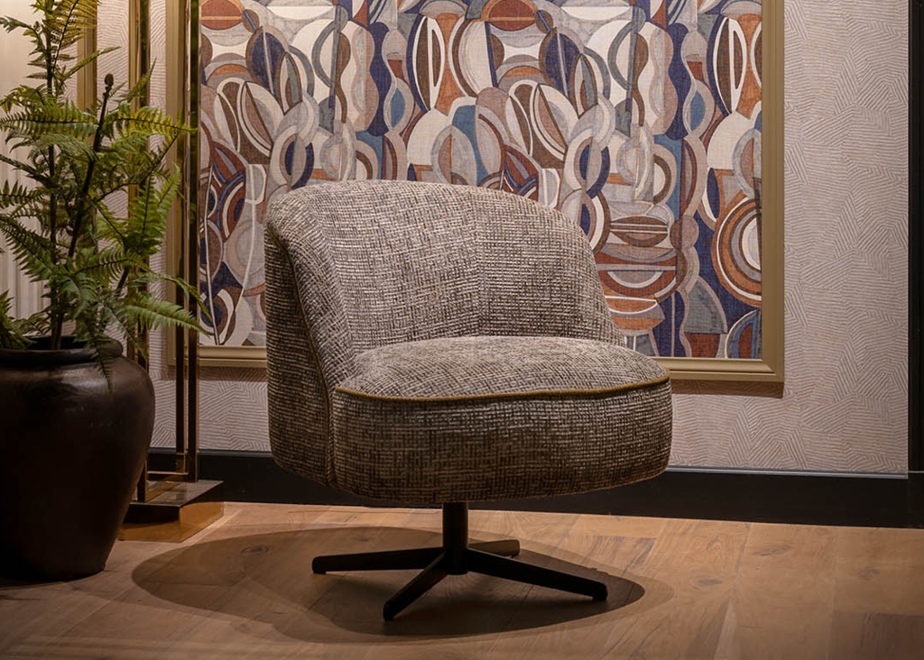 Fleur fauteuil UrbanSofa in stof of microleder 2
