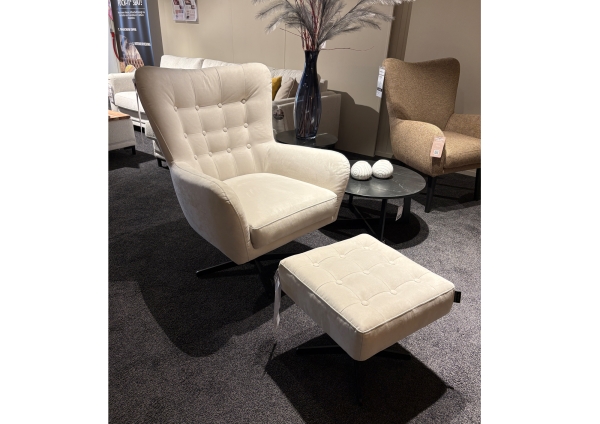 Flyn fauteuil + hocker UrbanSofa Flyn fauteuil + hocker UrbanSofa