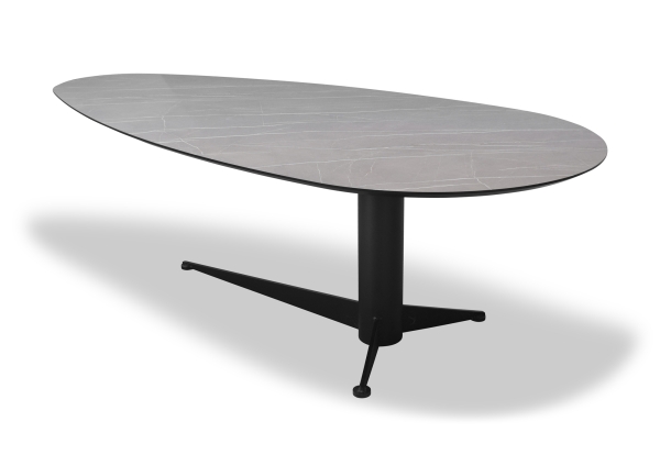 hpl-eettafel-druppelvorm-vele-kleuren-maten-verschillende-onderstellen