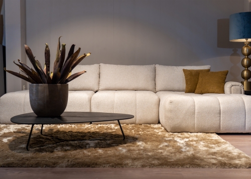 bodhi-bank-urbansofa-casia-manhatten-savanna-vele-stoffen-shoot-2