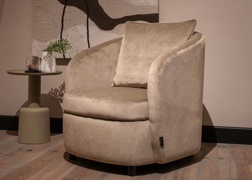 Liv fauteuil van UrbanSofa draai of vast in vele stoffen en microleders 2