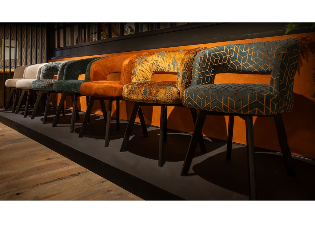 lois-eetkamerstoelen-urbansofa-meerdere-onderstellen-barstoelen-3