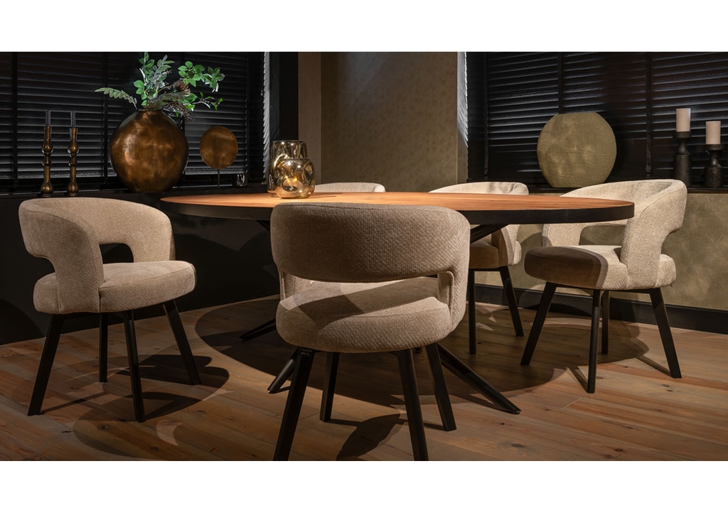 lois-eetkamerstoelen-urbansofa-meerdere-onderstellen-barstoelen