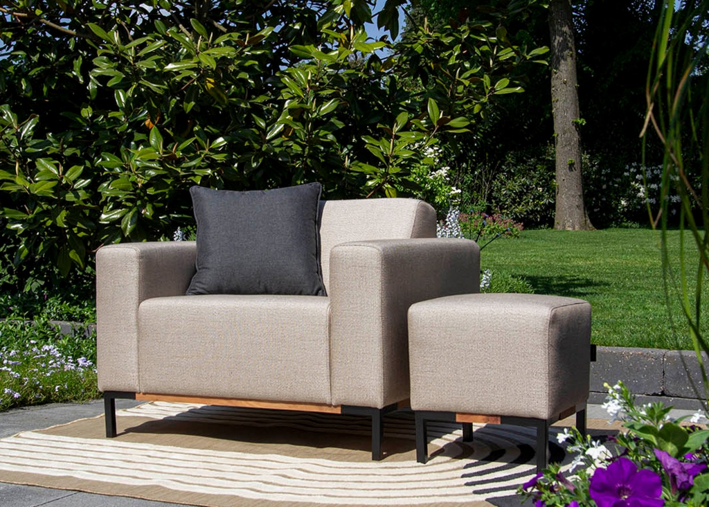 Marbella Outdoor tuinbank van UrbanSofa in Sunbrella stof-1