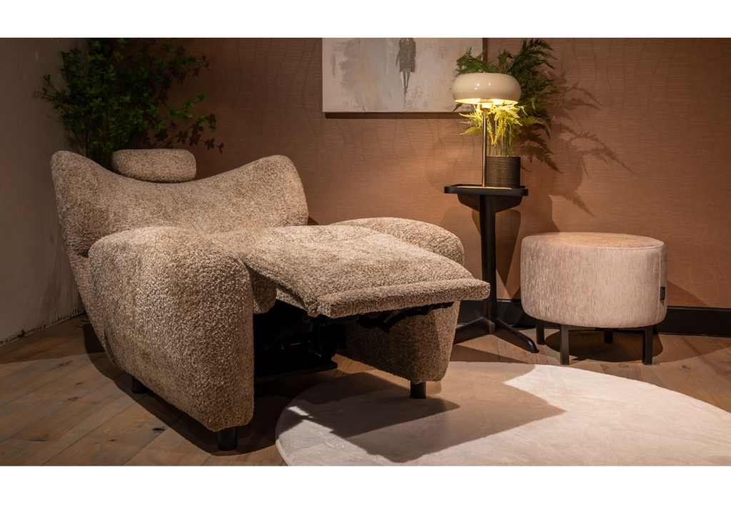 romi-relaxfauteuil-urbansofa-vast-manueel-of-elektrisch-verstelbaar-stof-microleder-3