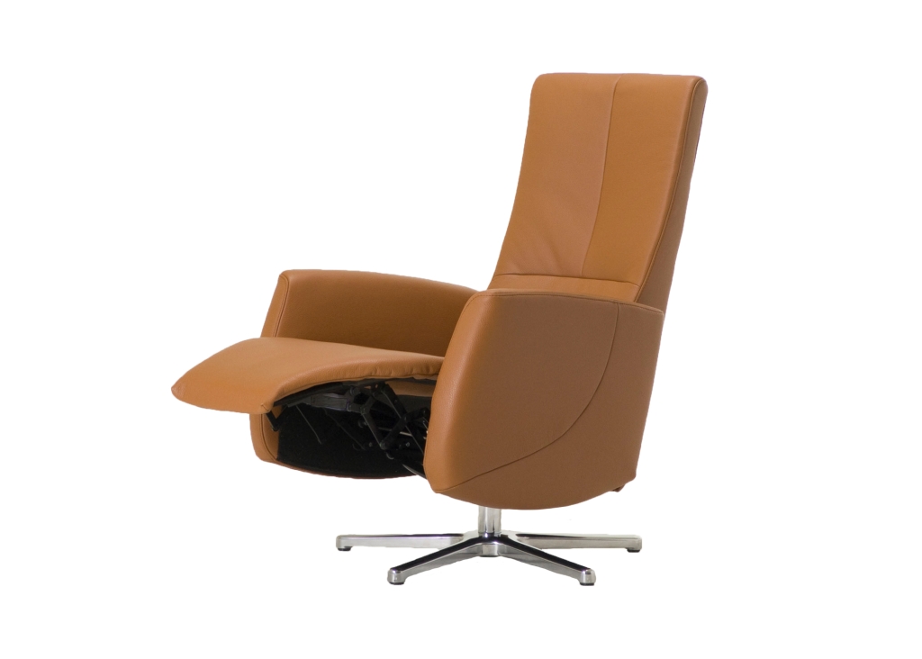 Relaxfauteuil Best Basics R02 schuin-voor rug-recht-voet-uit