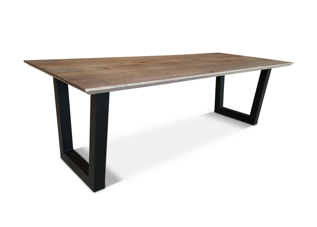 Dutch Oak Steel eettafelconcept met facet rand