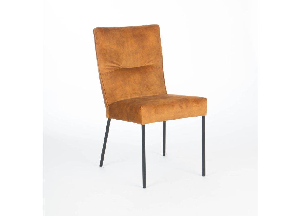 Numa eetstoel schuin voor in stof of microleather
