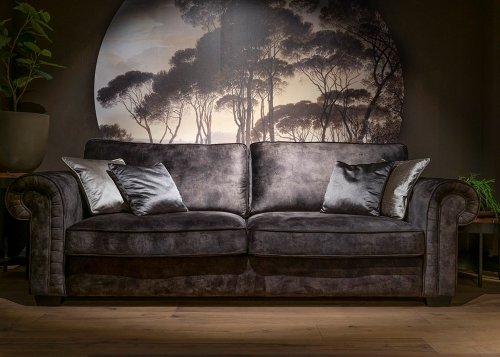 San Remo Casia bank van UrbanSofa bij Klinkenberg Wonen & Slapen sfeer