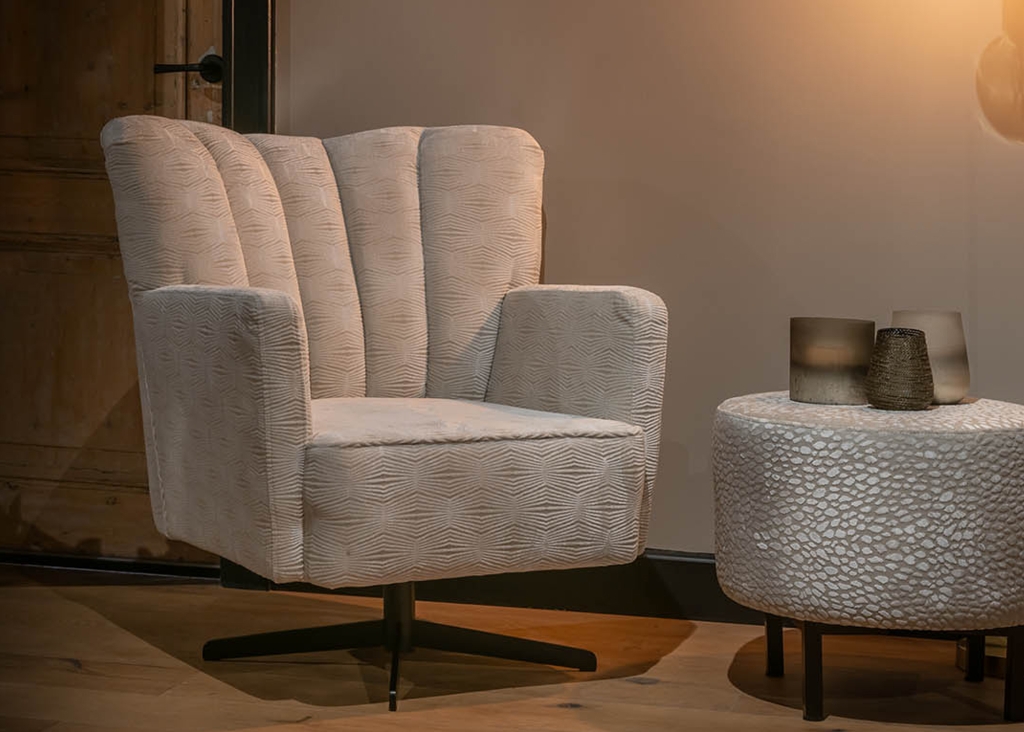 Fauteuil Jazz van UrbanSofa, draai of vast, in vele stof- en leersoorten 1